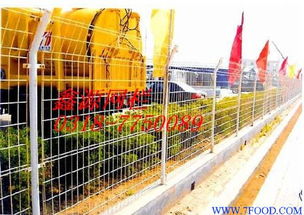 双边丝护栏网 优质草坪防护的供应选择